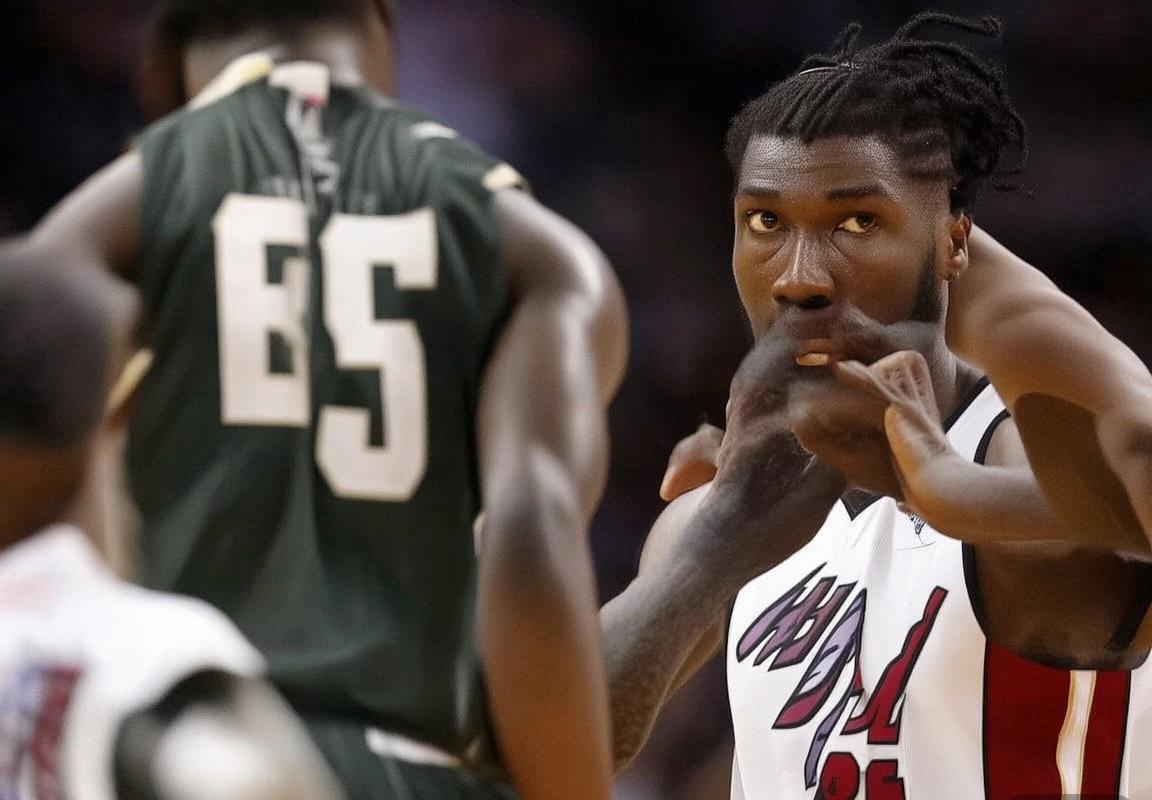 雄鹿队交易传闻：迈阿密热火队瞄准密尔沃基雄鹿队巨星扬尼斯·阿德托昆博